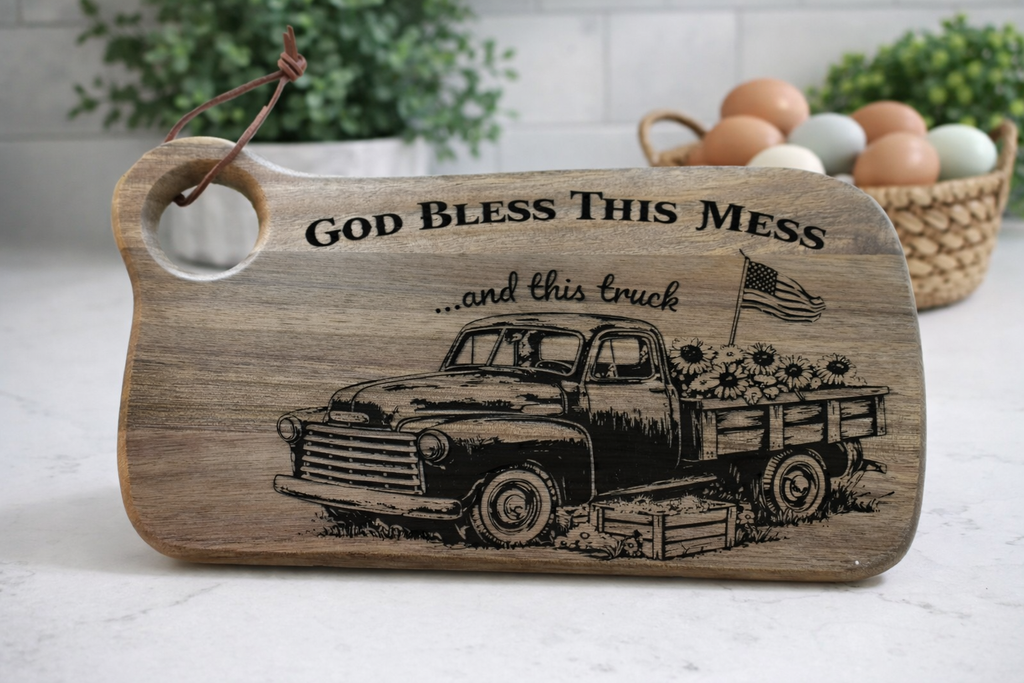 Planche à charcuterie gravée au laser | 35 x 27 cm | Plateau de service pour fromages et charcuteries | Idéal pour recevoir, une pendaison de crémaillère, un mariage ou comme cadeau