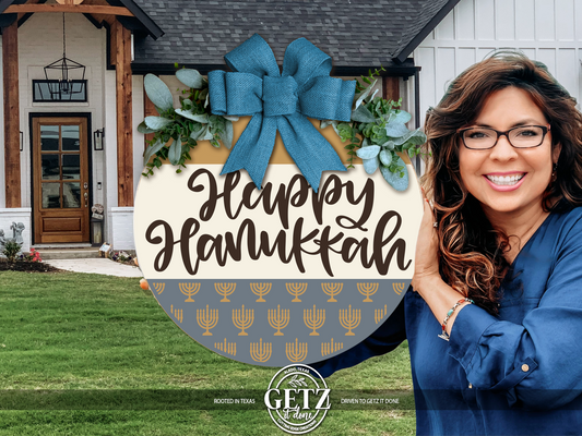 Happy Hanukkah Door Hanger – Menorah Pattern Round Front Door Sign – Modern Farmhouse Hanukkah Decor – Custom Color Holiday Wreath Alternative