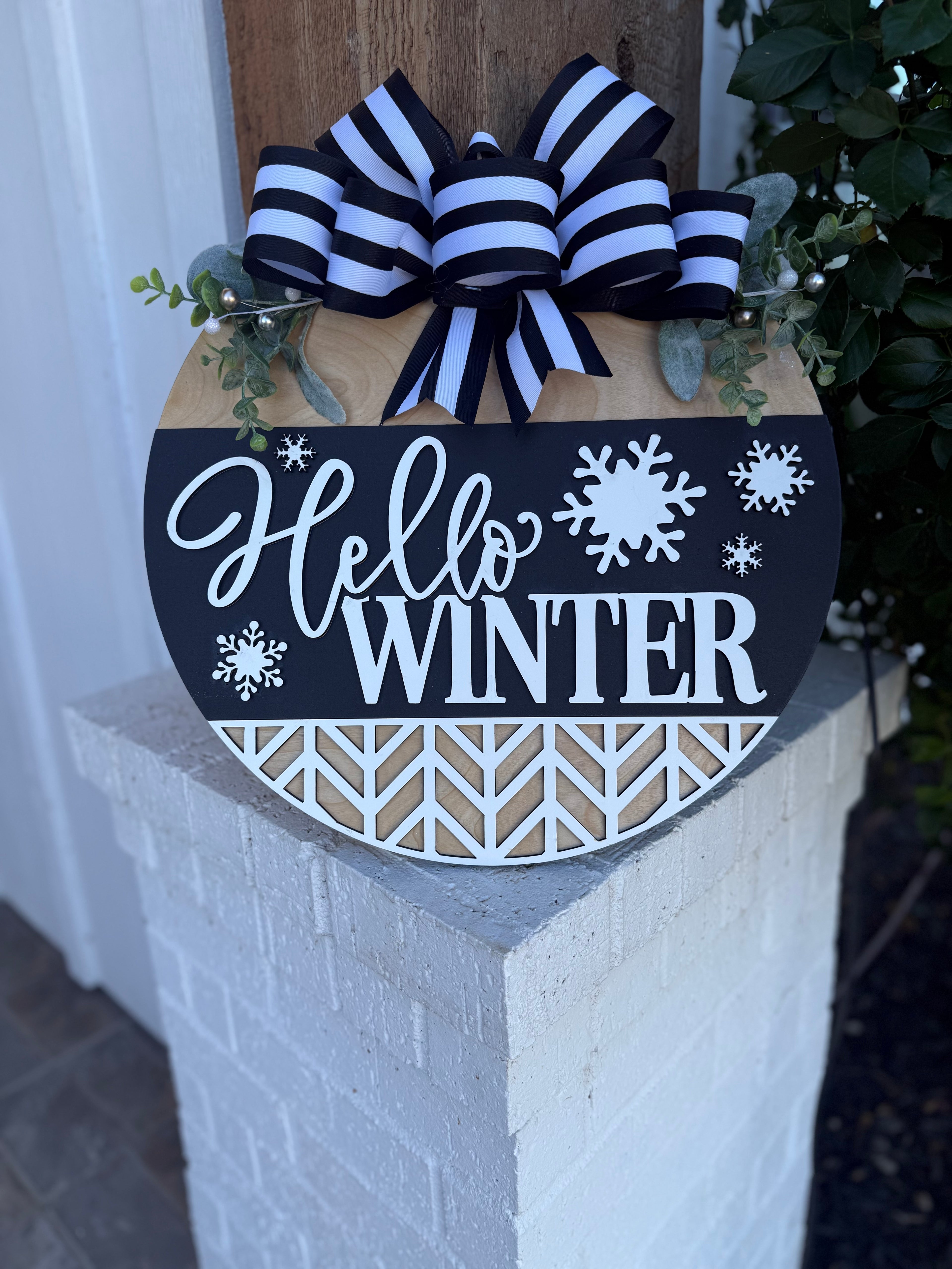 Hello Winter Door Sign – Black and White Winter Door Hanger, Snowflake Porch Decor, Farmhouse Winter Sign, Handmade Layered Wood