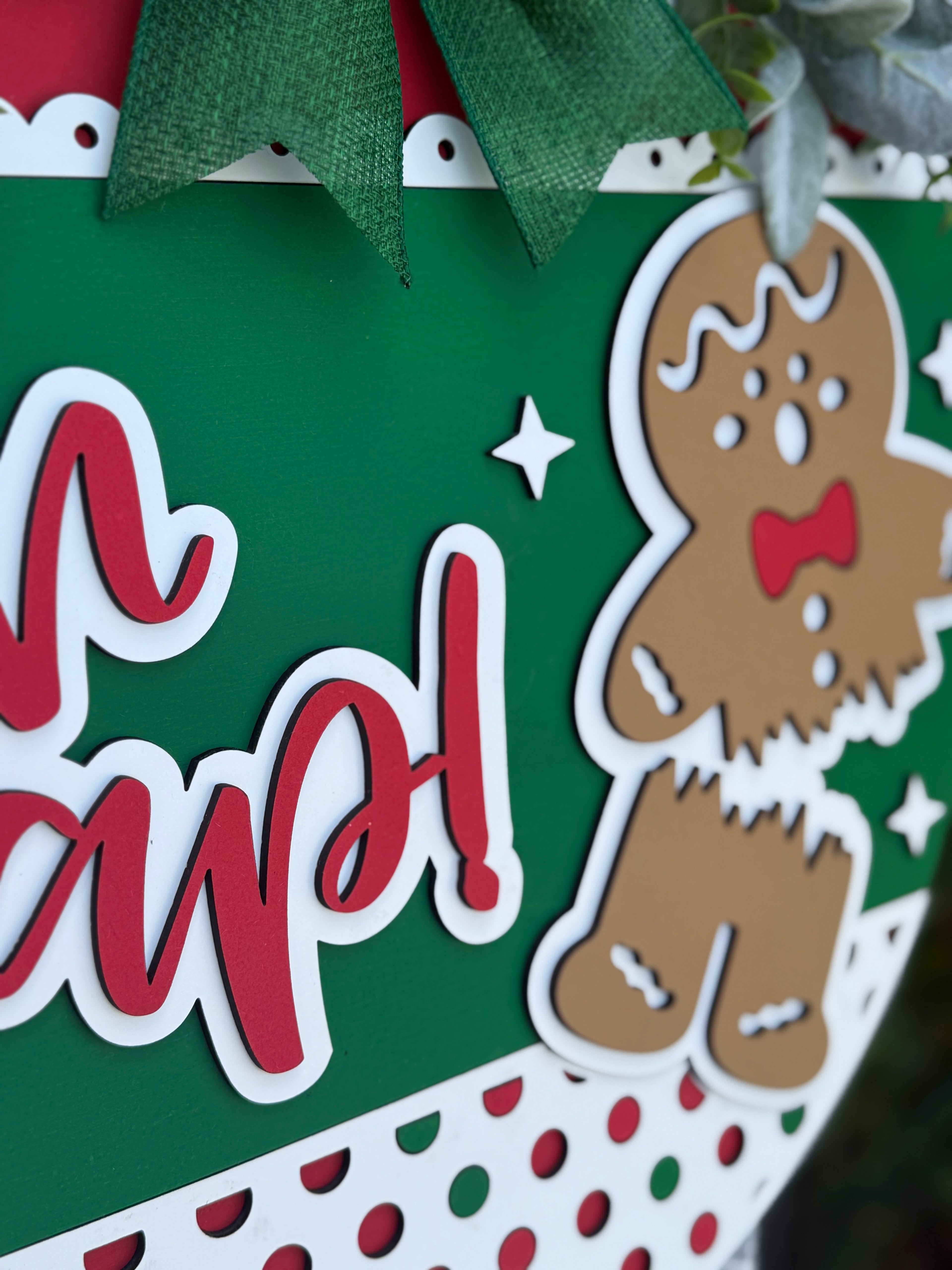 Oh Snap Gingerbread Christmas Door Sign – Funny Holiday Farmhouse Porch Wreath, Rustic Layered Wood Winter Wall Hanging Decor