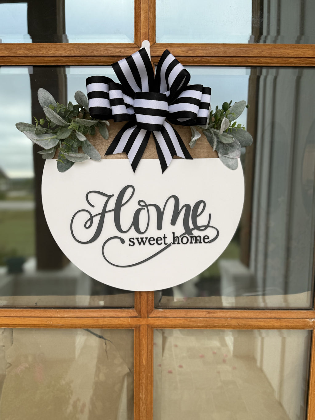 Colgador de puerta "Tis the Season Baseball" - Letrero redondo cortado a láser - Decoración deportiva para puerta de entrada - Regalo para fanáticos del béisbol