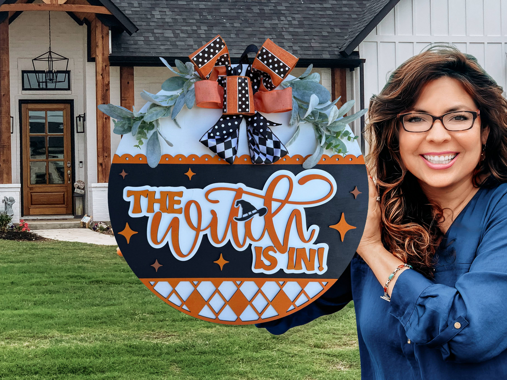 The Witch Is In Door Sign – Halloween Layered Wood Door Hanger, Spooky Farmhouse Decor, Orange & Black Wreath, Handmade Fall Sign (Copy)