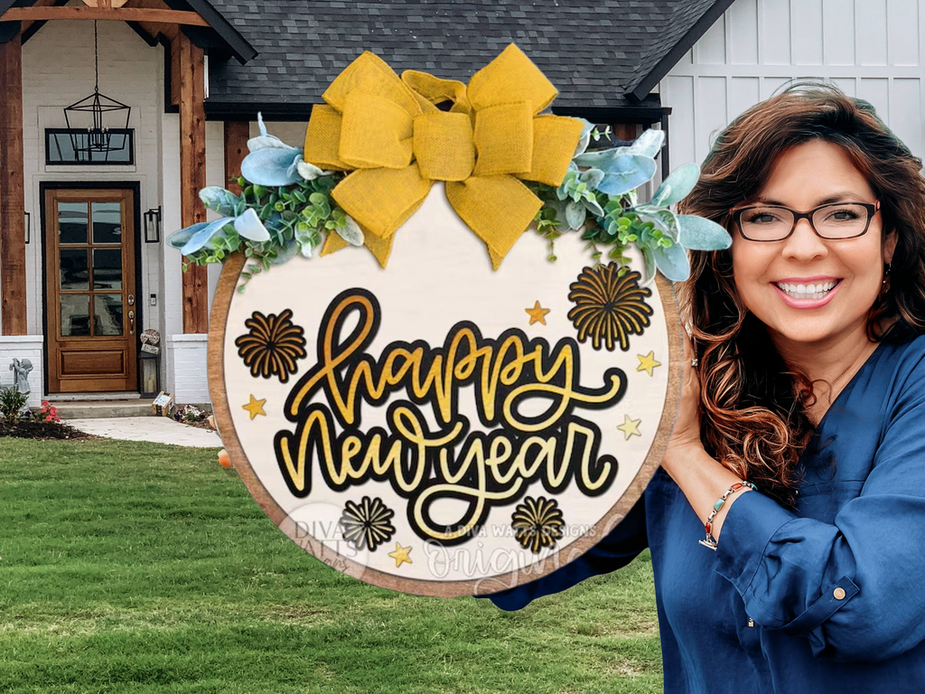 Happy New Year Door Hanger • New Year’s Eve Porch Sign • Gold Fireworks Holiday Decor • Round Wood Front Door Sign with Bow & Greenery
