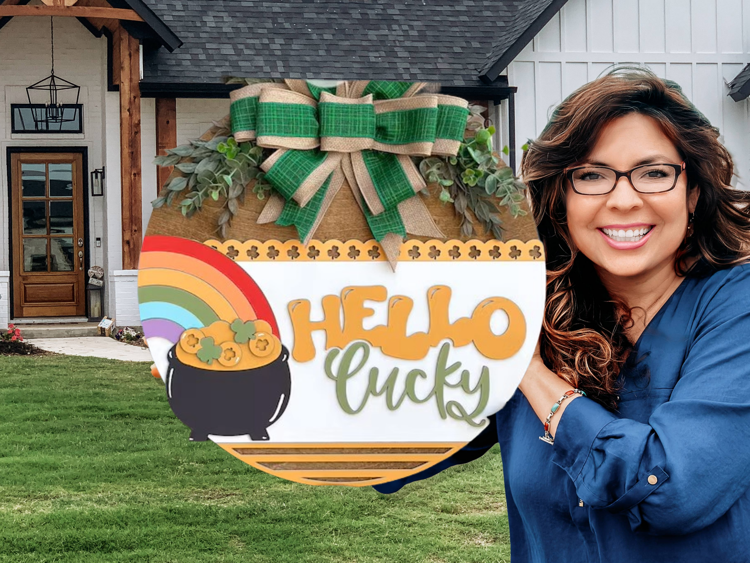 Hello Lucky Door Hanger • St Patrick’s Day Door Sign • Pot of Gold Decor • St Paddy’s Front Door • Lucky Rainbow Sign