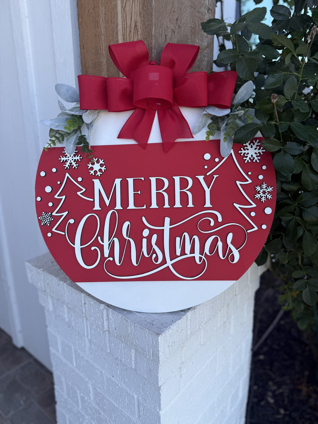 Merry Christmas Door Sign – Red Christmas Tree Door Hanger, Handmade Layered Wood Holiday Decor with Bow and Greenery