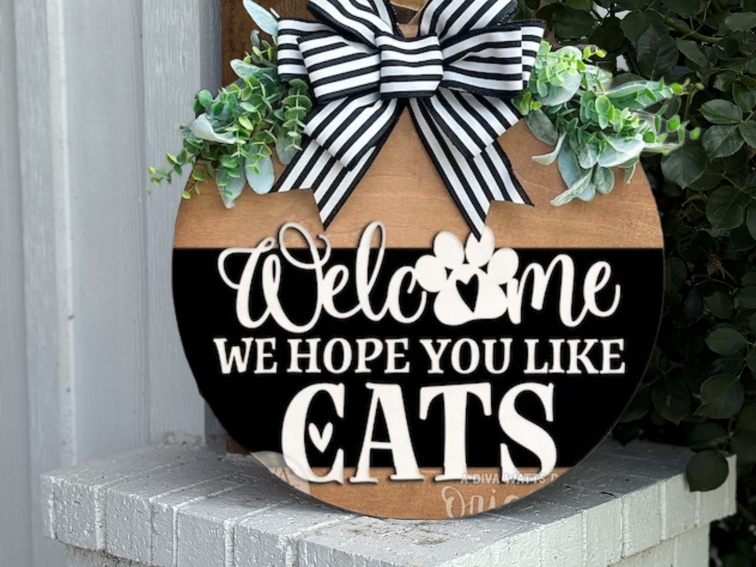 Welcome We Hope You Like Cats Door Hanger – Funny Cat Lover Porch Sign – Farmhouse Cat Decor – Layered Wood Round with Ribbon Hanger